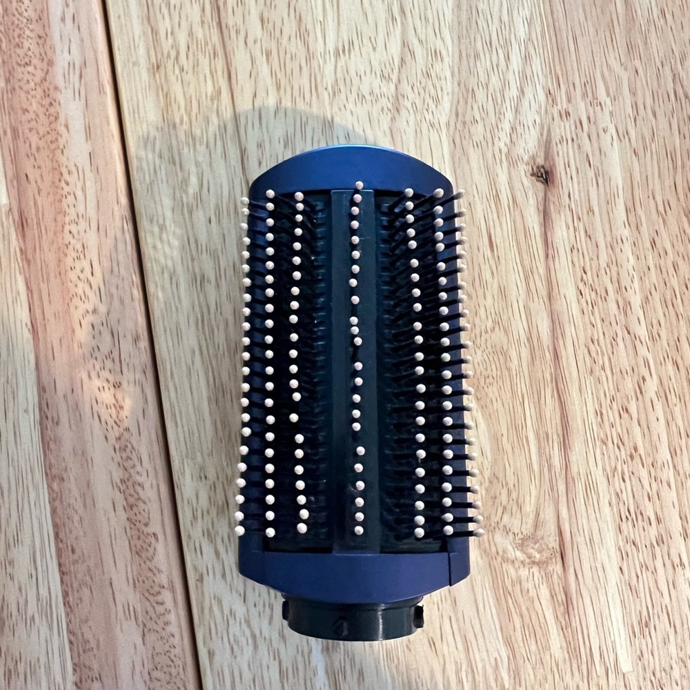 Dyson airwrap brush attachment